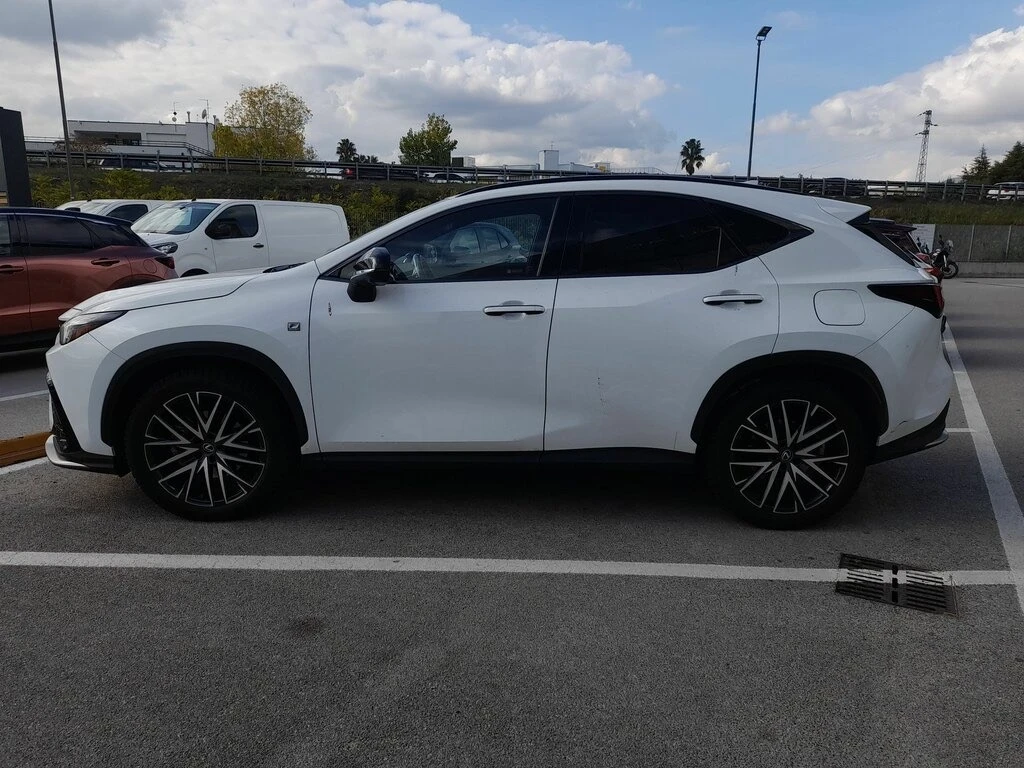 Lexus NX 350h 243к.с F Sport с Гаранция - изображение 3