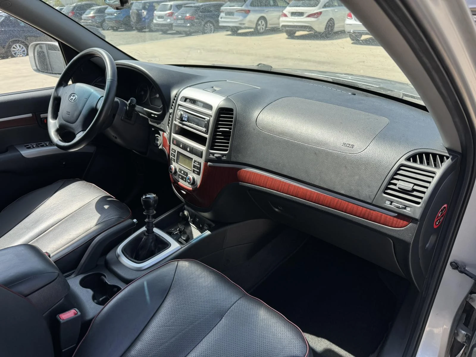 Hyundai Santa fe 2.2* 150ps* 4x4* КОЖА* ПАРКТРОНИК - изображение 10