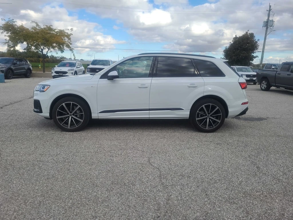 Audi Q7 * Progressiv * CARFAX * БЕЗ ПЪРВОНАЧАЛНА ВНОСКА - изображение 2