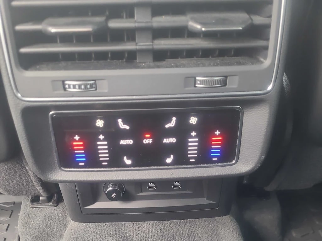 Audi Q7 * Progressiv * CARFAX * БЕЗ ПЪРВОНАЧАЛНА ВНОСКА - изображение 10