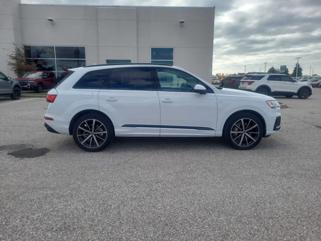 Audi Q7 * Progressiv * CARFAX * БЕЗ ПЪРВОНАЧАЛНА ВНОСКА - изображение 3