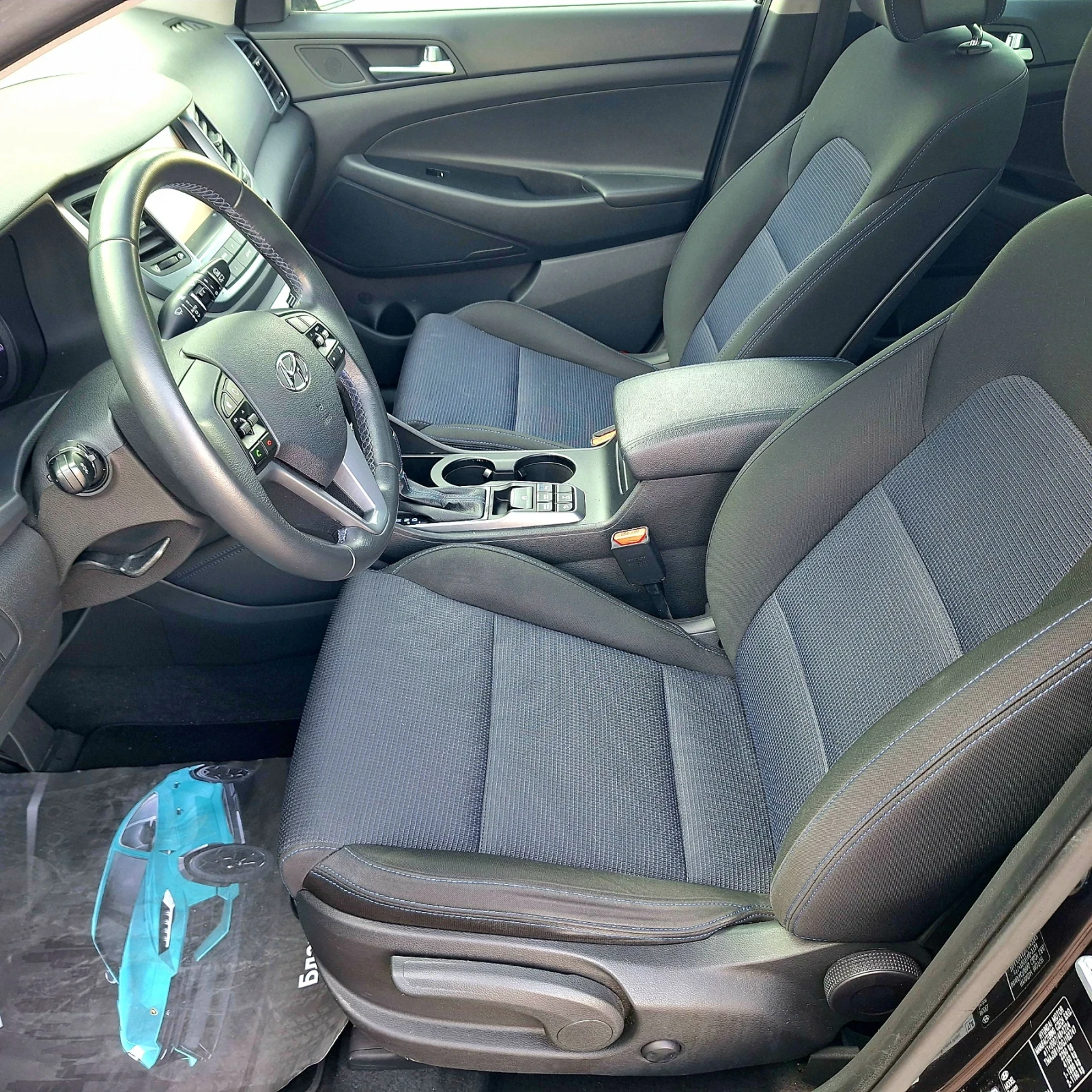 Hyundai Tucson Dizel 20 4x4 панорама автоматУНИКАТ, снимка 12 - Автомобили и джипове - 54002683