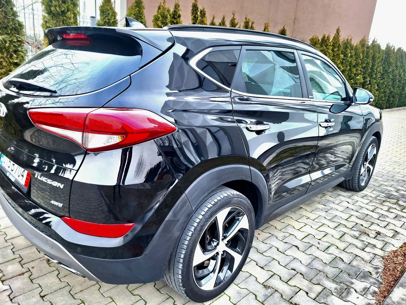 Hyundai Tucson Dizel 20 4x4 панорама автомат, снимка 6 - Автомобили и джипове - 54002683