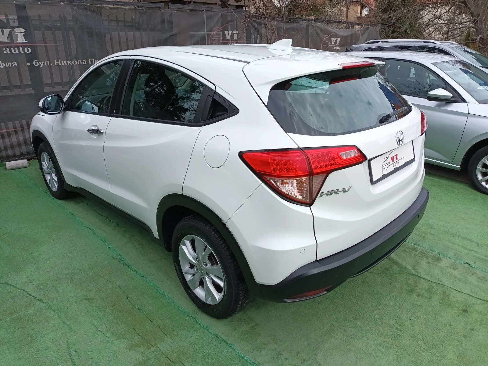 Honda Hr-v 1.6 i-DTEC/NAVI, снимка 5 - Автомобили и джипове - 54038231