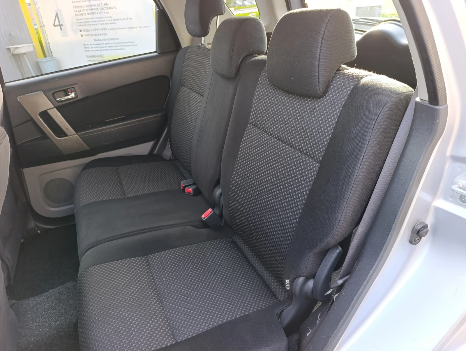 Daihatsu Terios 1.5 16V 4WD, снимка 10 - Автомобили и джипове - 54246023