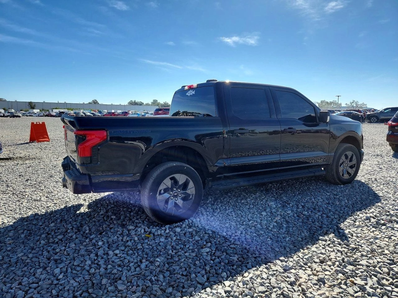 Ford F150 EV LIGHTNING XLT 4x4, снимка 3 - Автомобили и джипове - 54428320