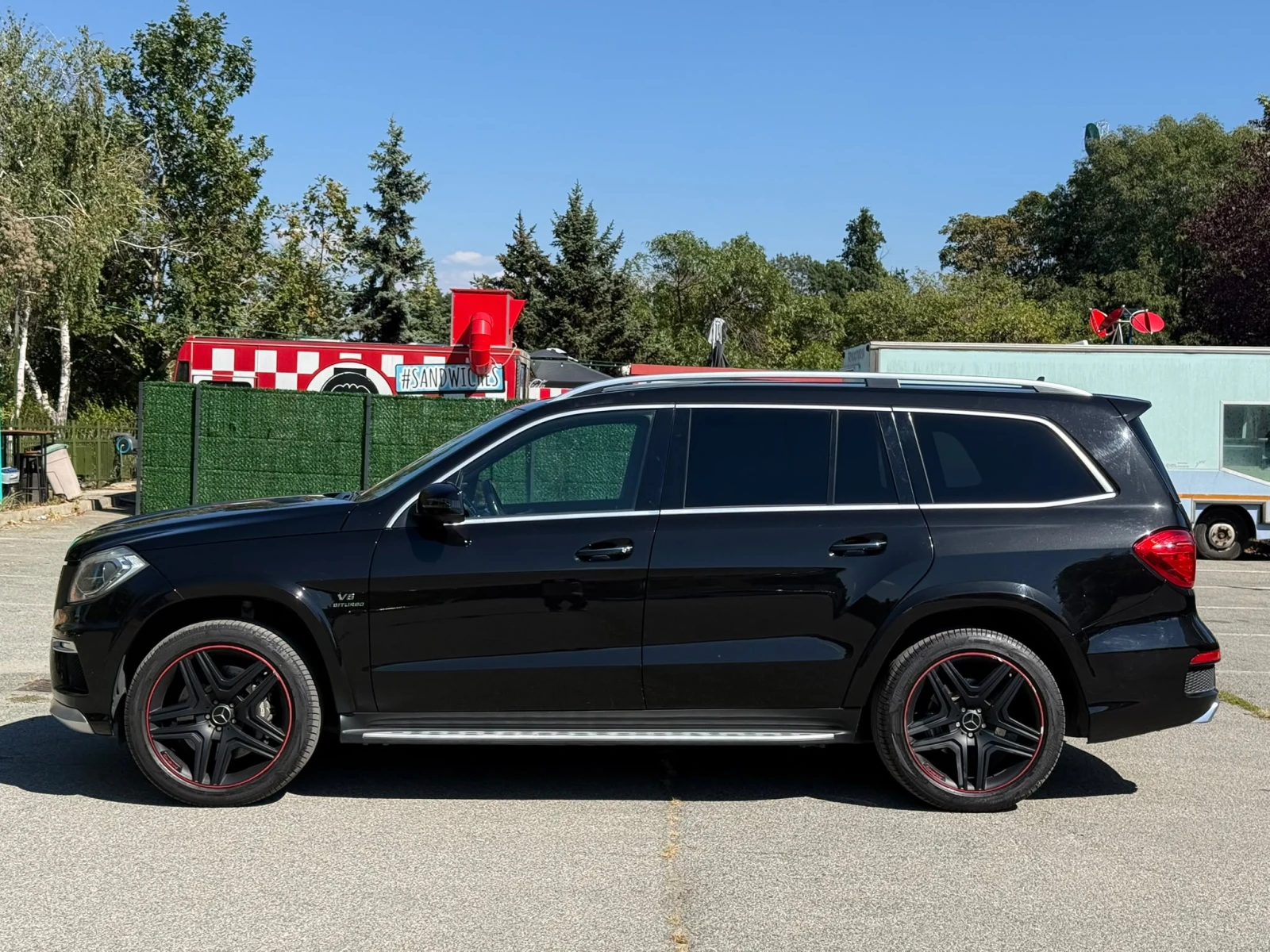 Mercedes-Benz GL 63 AMG 4MATIC Designo, снимка 2 - Автомобили и джипове - 56140071