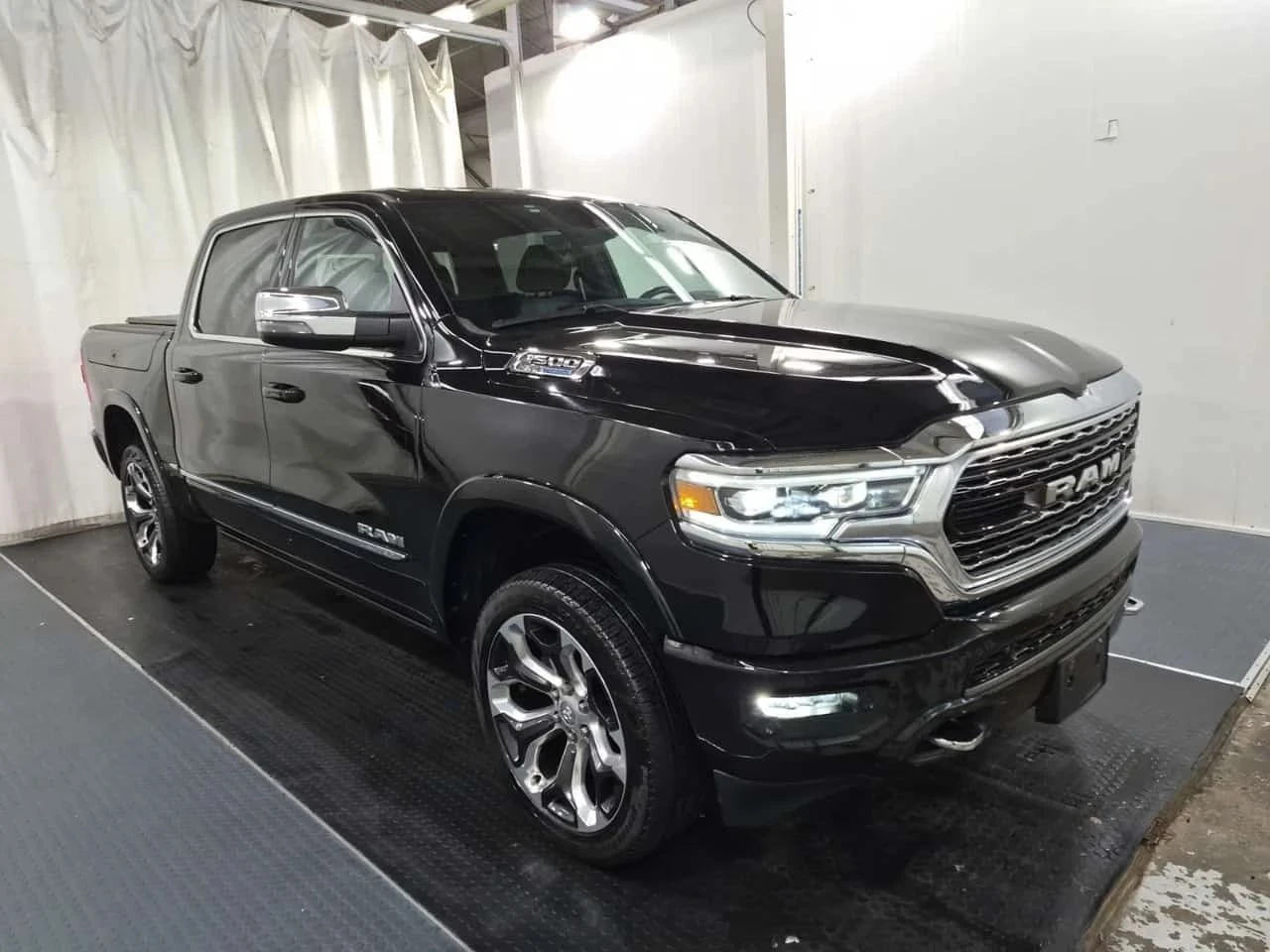 Dodge RAM 1500, снимка 5 - Автомобили и джипове - 56740161