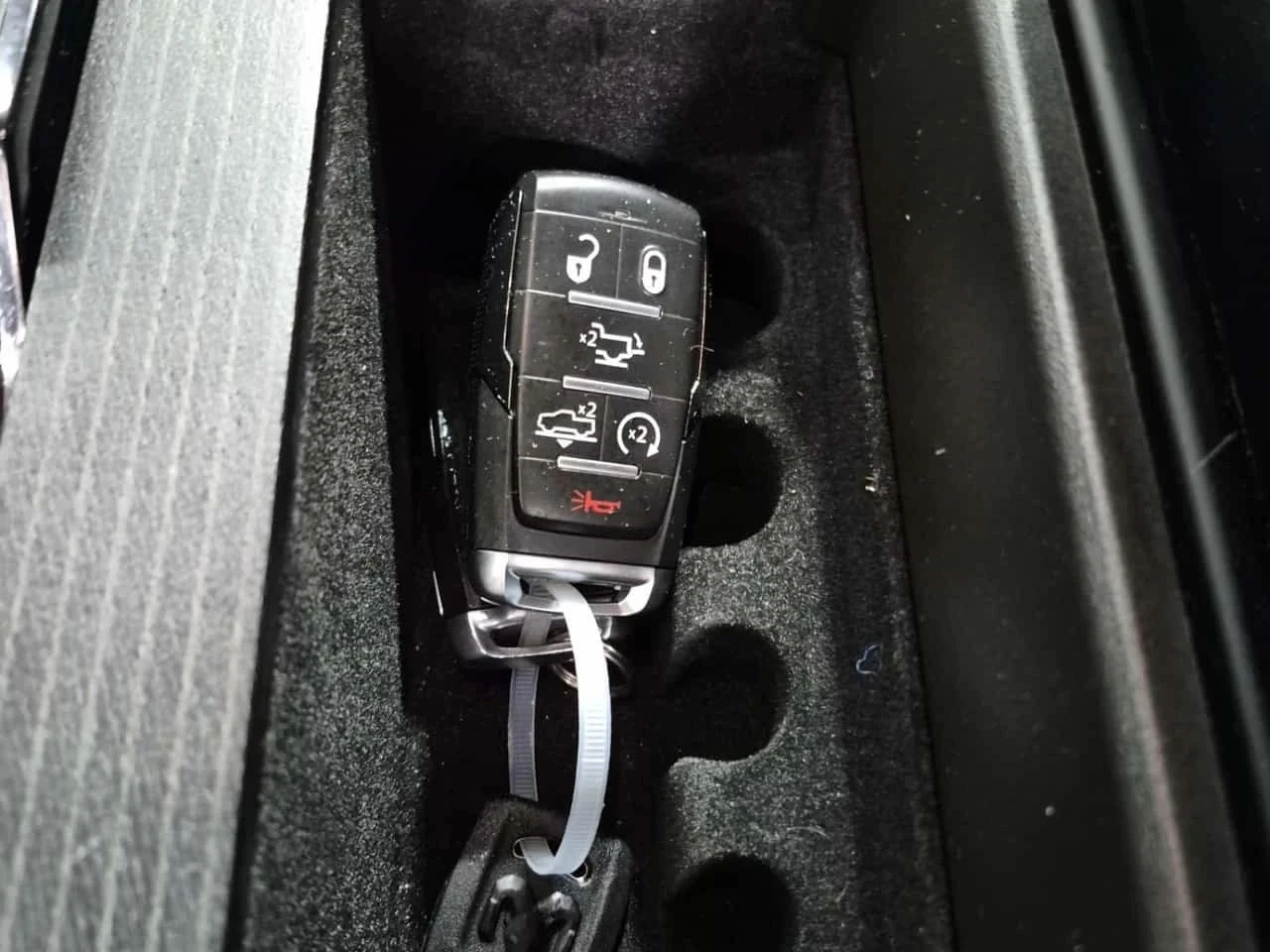 Dodge RAM 1500, снимка 8 - Автомобили и джипове - 56740161
