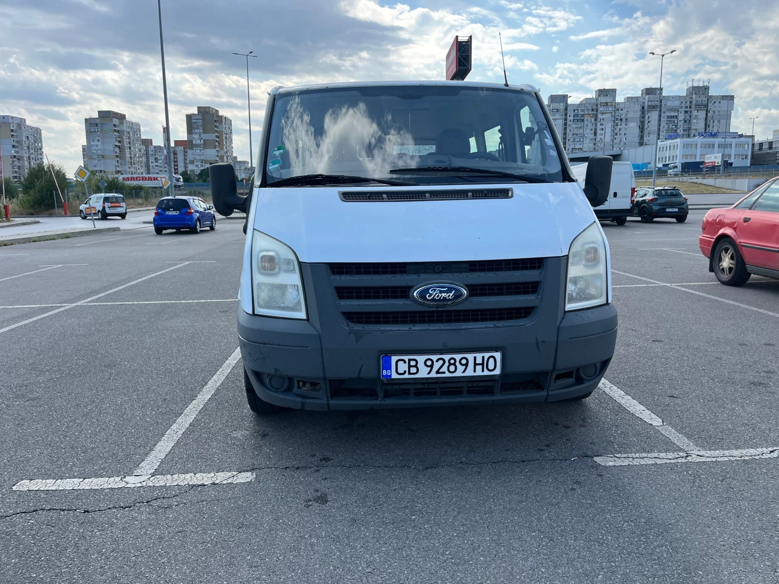 Ford Transit 2.2 TD 85 кс  8+ 1места - изображение 2