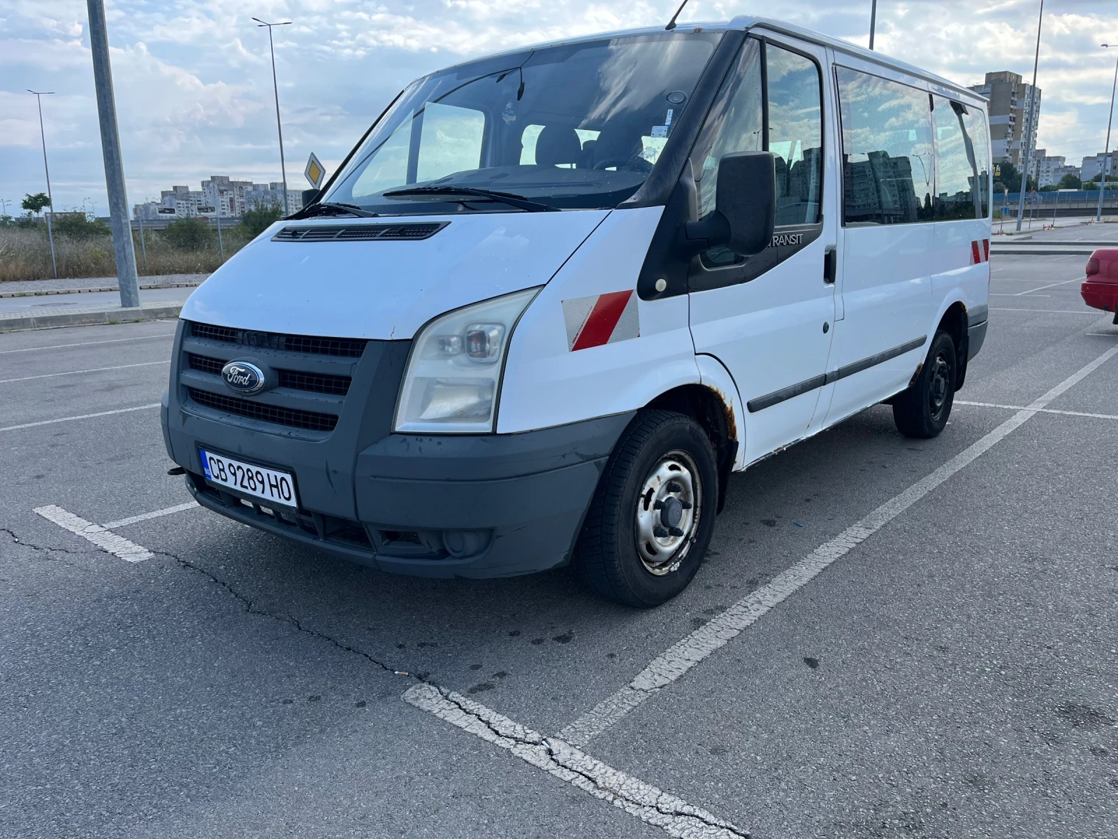Ford Transit 2.2 TD 85 кс  8+ 1места - изображение 3