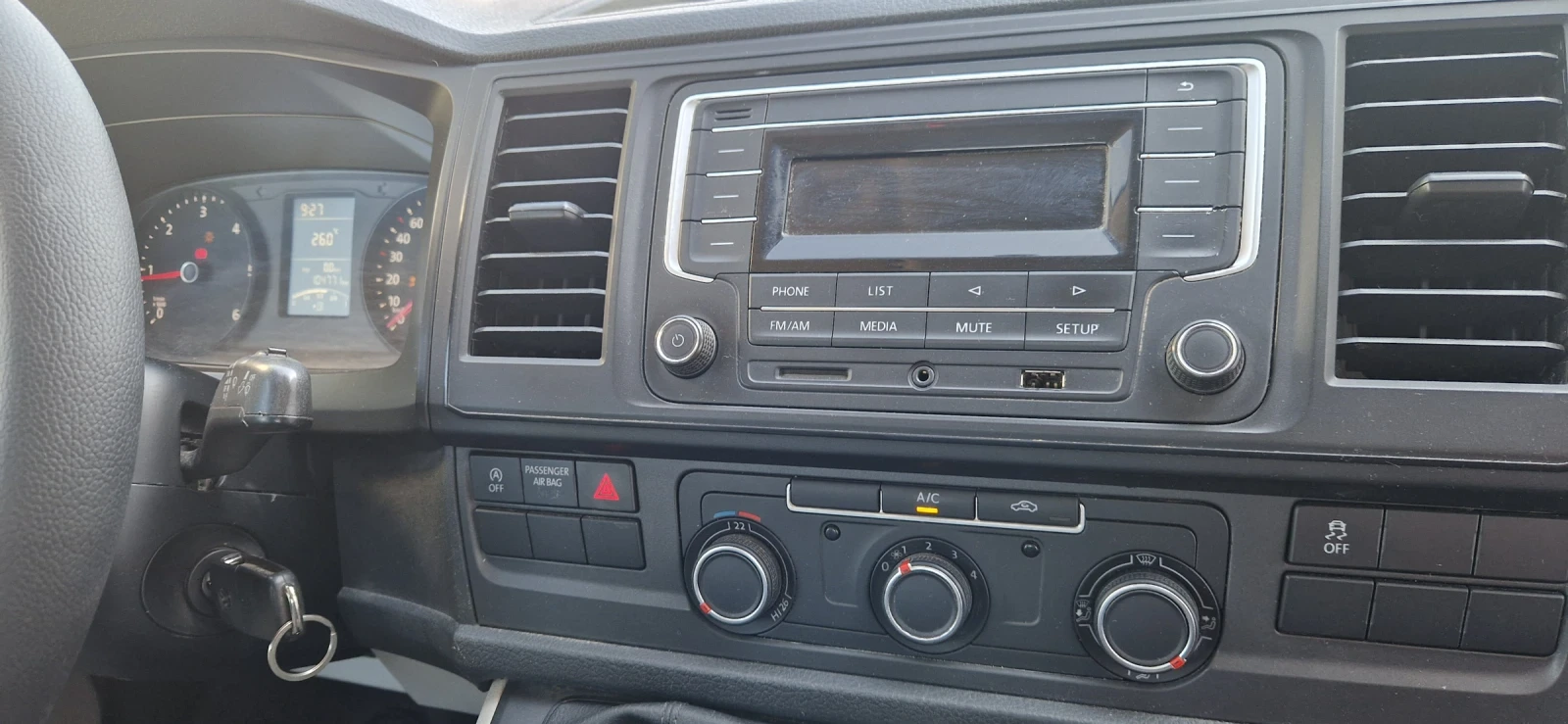 VW Transporter, снимка 14 - Бусове и автобуси - 54986402