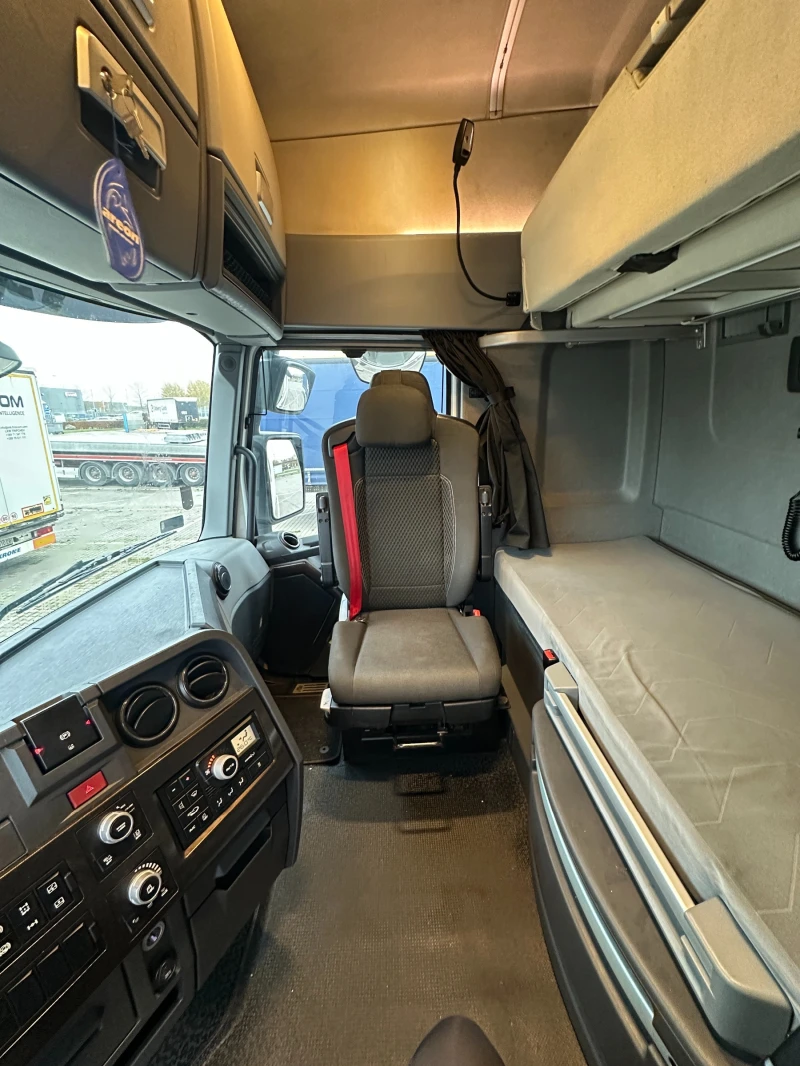 Renault T, снимка 10 - Камиони - 52434706