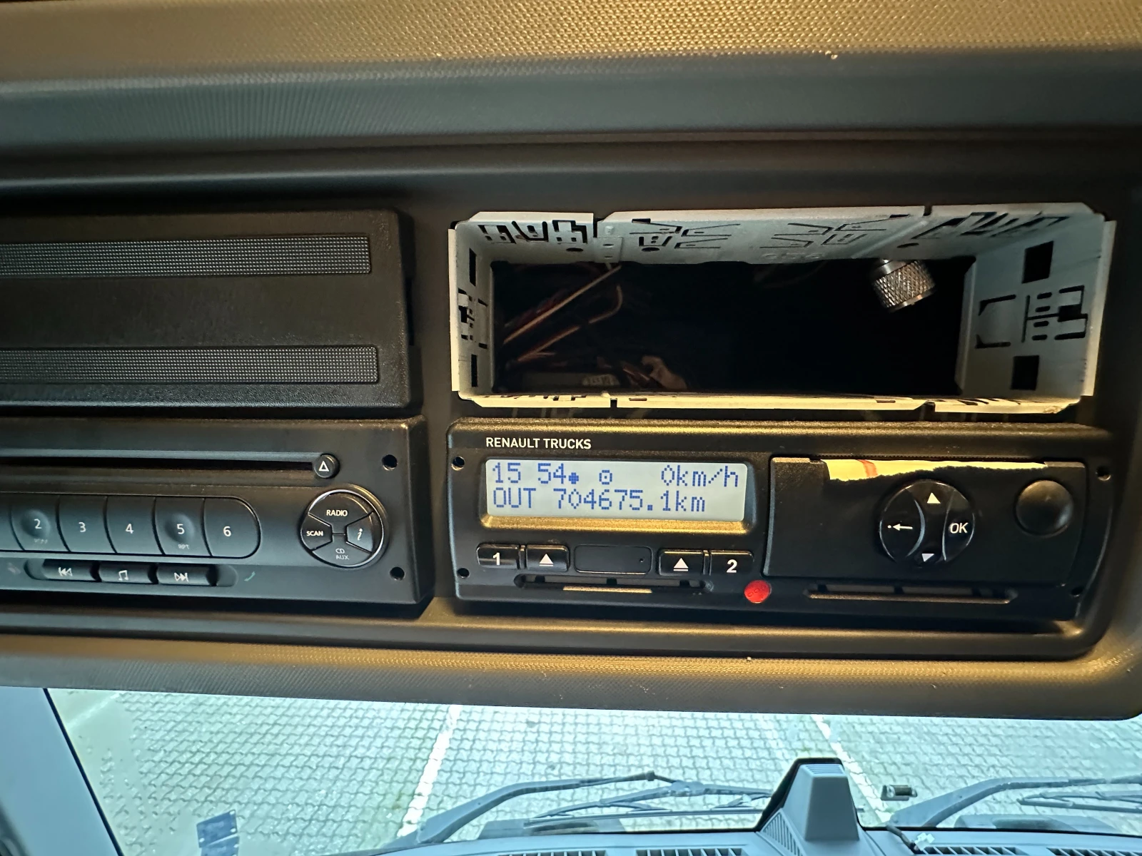 Renault T | Mobile.bg   15