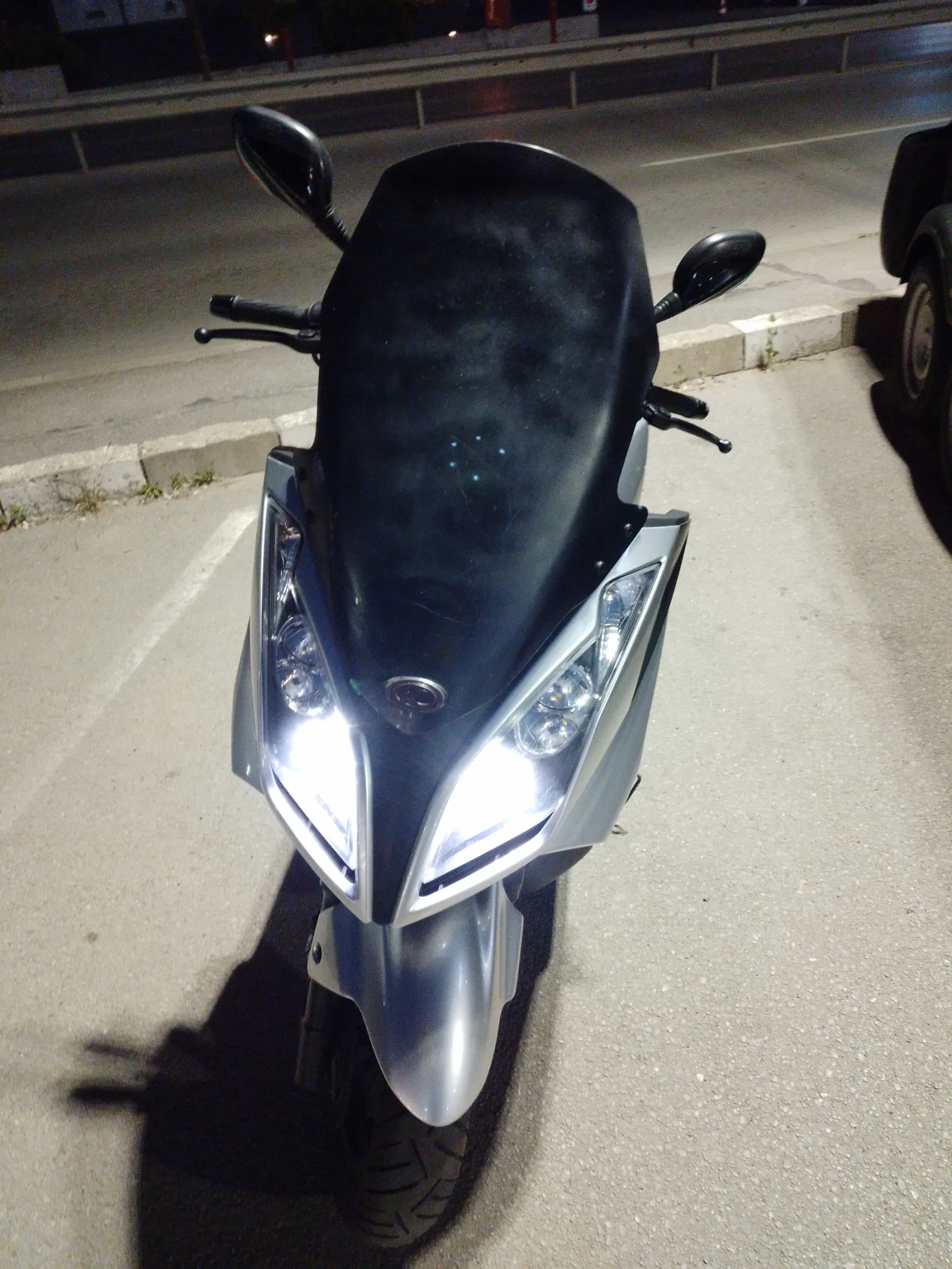 Kymco Downtown 200i - изображение 10