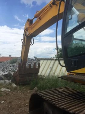 Багер JCB JS 330 L, снимка 5