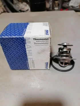 Продавам чисто нов термостат , снимка 1