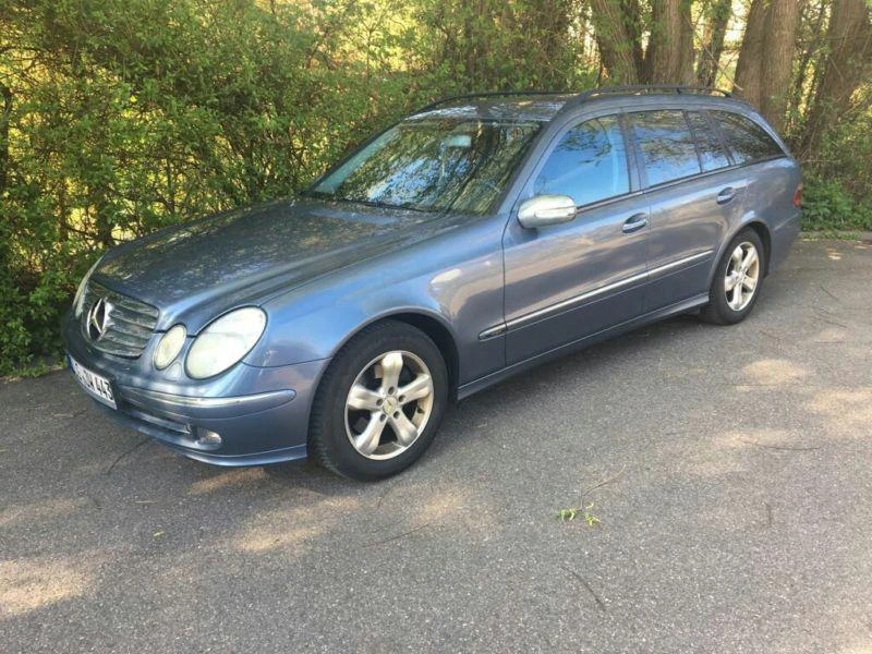 Двигател за Mercedes-Benz E 220, снимка 1 - Части - 21469673