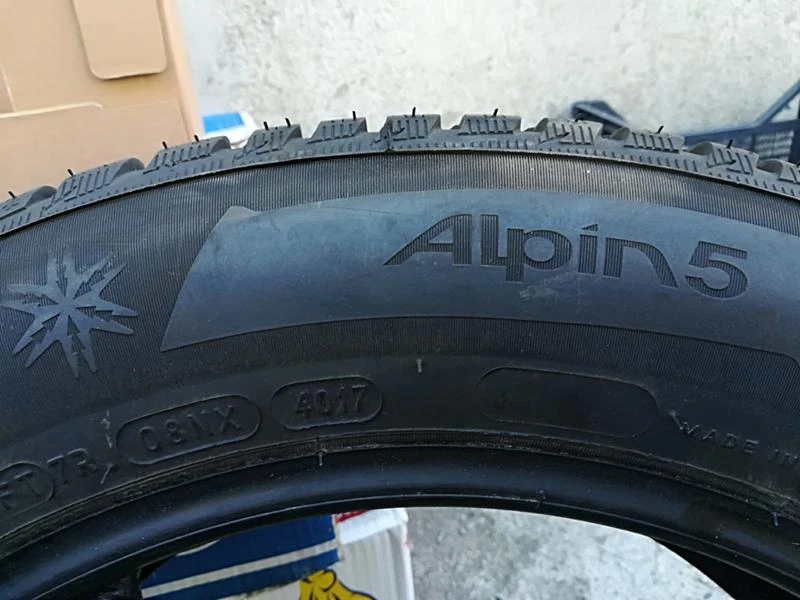 Гуми Зимни 205/60R16, снимка 6 - Гуми и джанти - 22851930