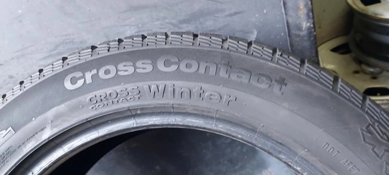 Гуми Зимни 235/55R19, снимка 6 - Гуми и джанти - 35130084