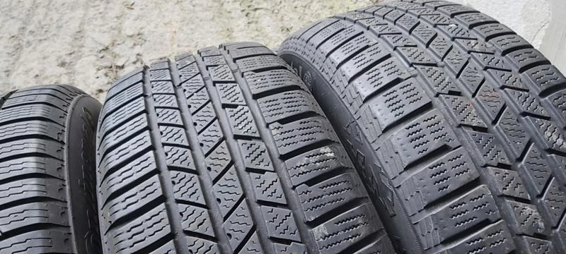 Гуми Зимни 235/55R19, снимка 3 - Гуми и джанти - 35130084