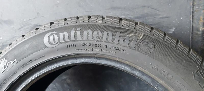 Гуми Зимни 235/55R19, снимка 5 - Гуми и джанти - 35130084