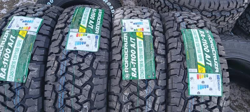 Гуми Всесезонни 245/70R16, снимка 1 - Гуми и джанти - 35502583