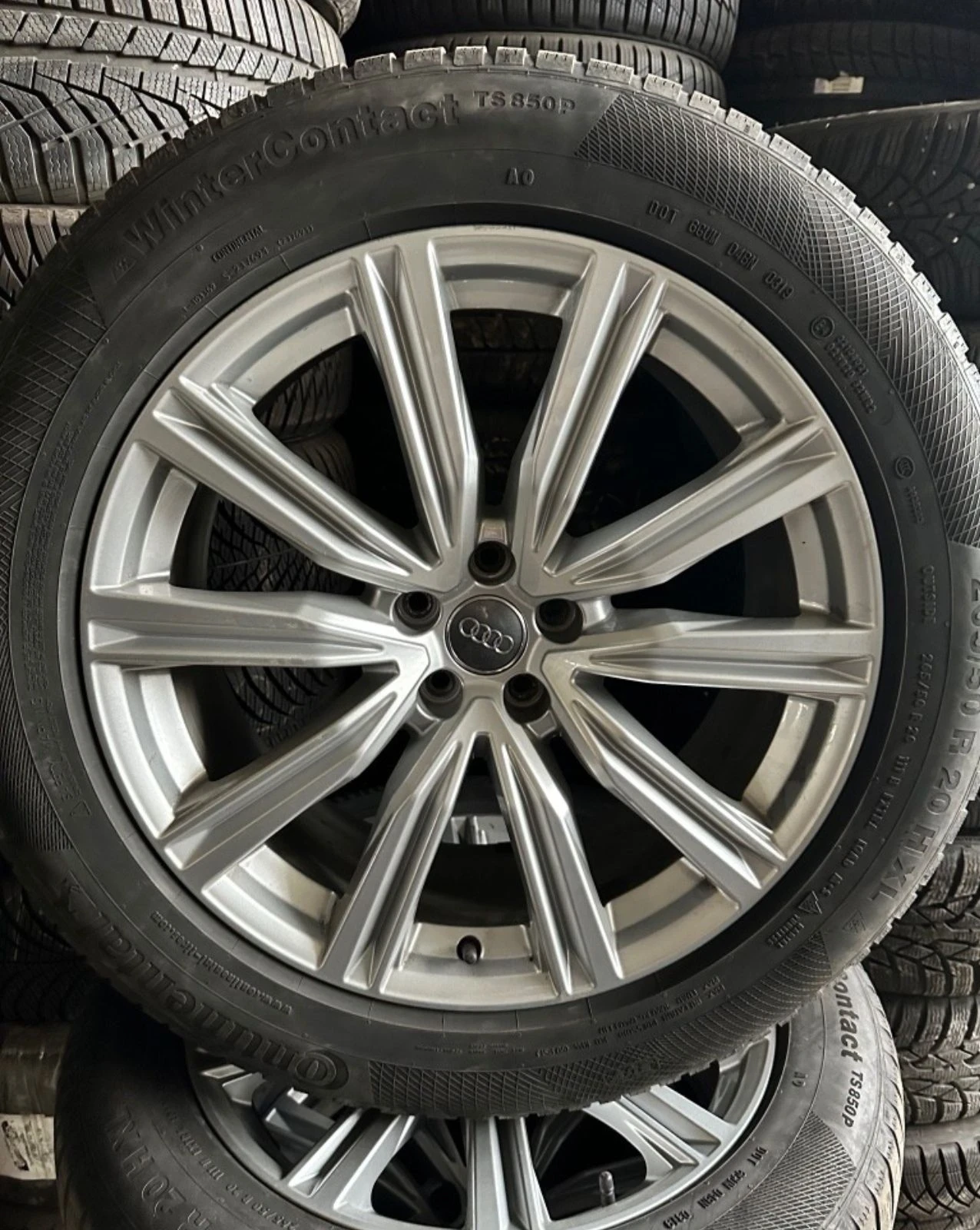 Джанти за Audi, снимка 3 - Гуми и джанти - 55790345