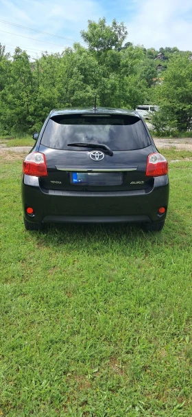Toyota Auris 1, 8 147 к. с.  Facelift, снимка 2