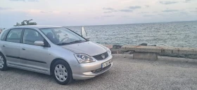 Honda Civic Хечбек 7 генерация , снимка 4