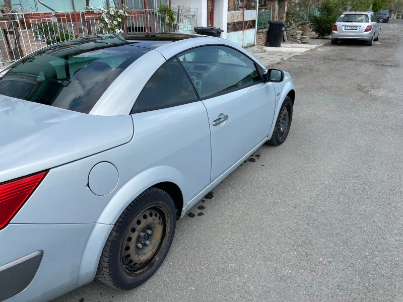 Renault Megane cc, снимка 4 - Автомобили и джипове - 46520796