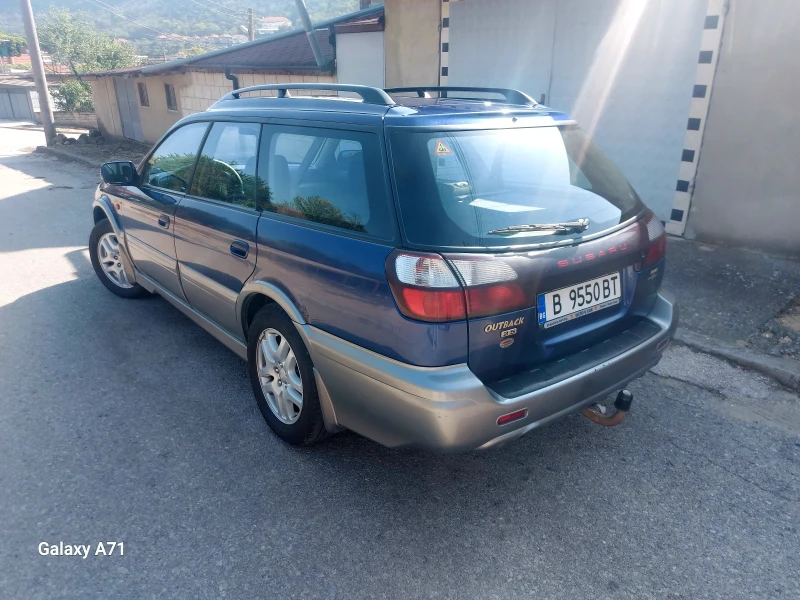 Subaru Outback, снимка 6 - Автомобили и джипове - 47480714