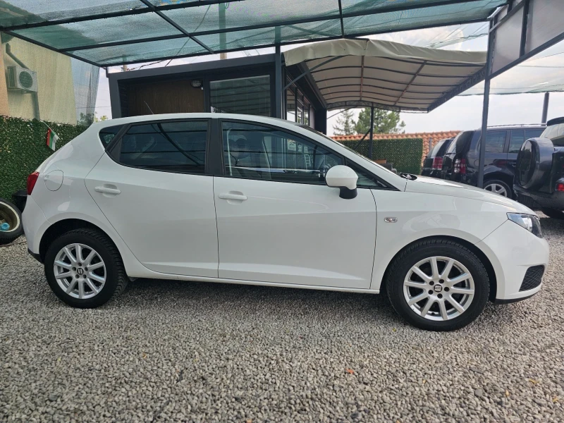 Seat Ibiza 1.2 Верига, снимка 8 - Автомобили и джипове - 47233595