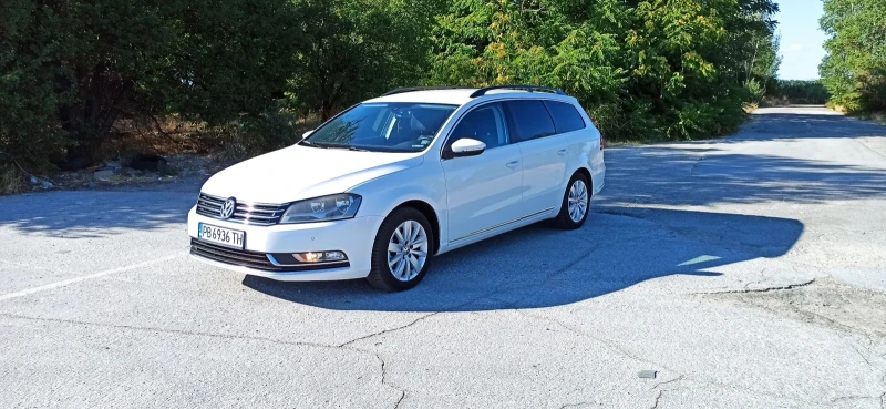 VW Passat 1.6 TDI, снимка 1 - Автомобили и джипове - 47932317