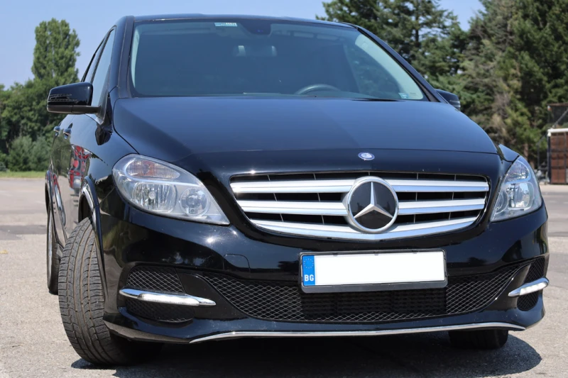 Mercedes-Benz B 200, снимка 1 - Автомобили и джипове - 48470614