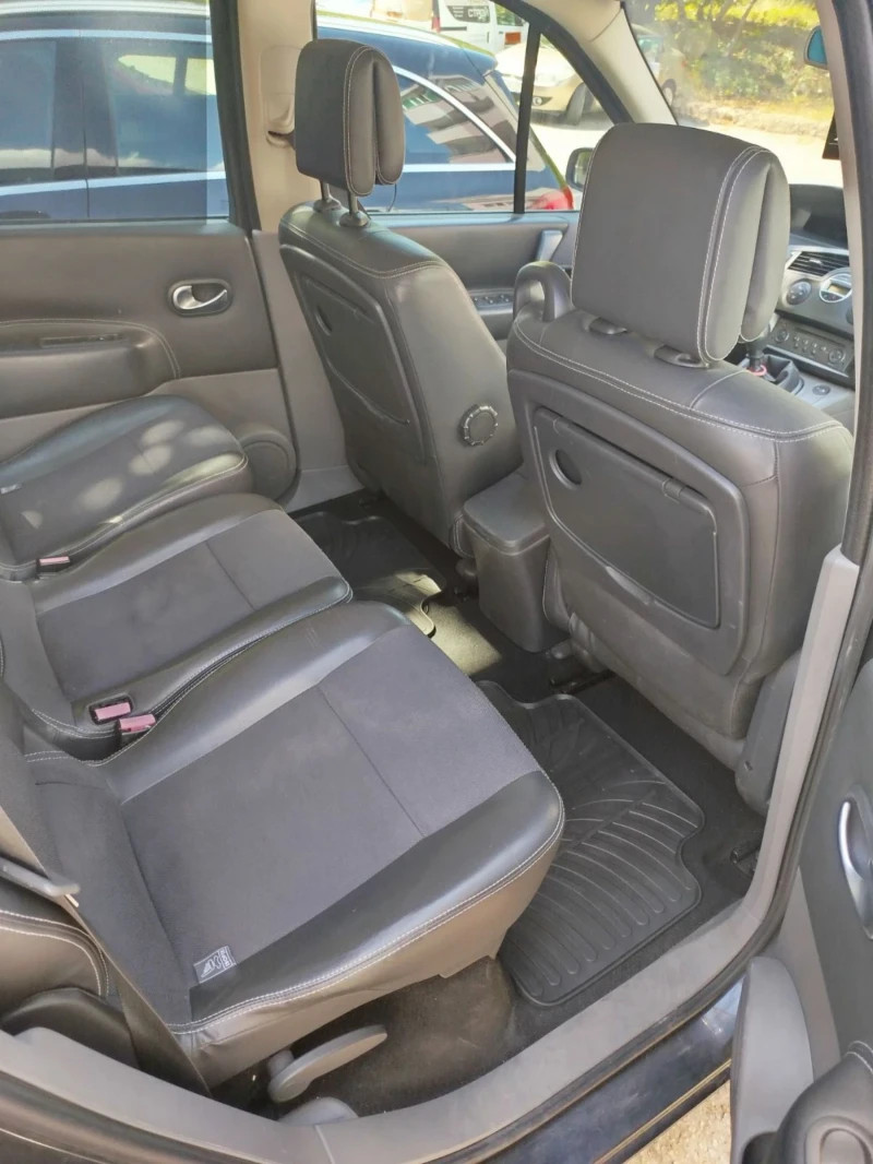 Renault Grand scenic 1.9 dci, снимка 7 - Автомобили и джипове - 52296860