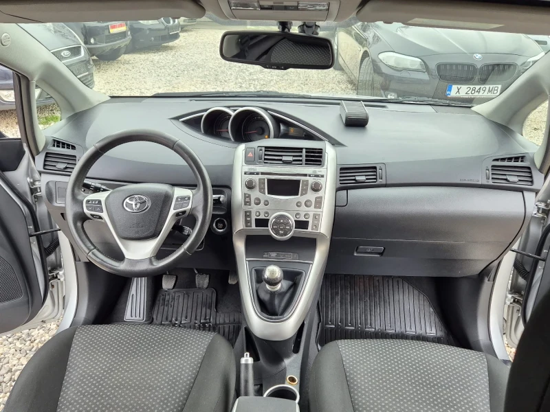 Toyota Corolla verso D4D-2.0-126 к.с KEYLESS GO, снимка 7 - Автомобили и джипове - 49314794