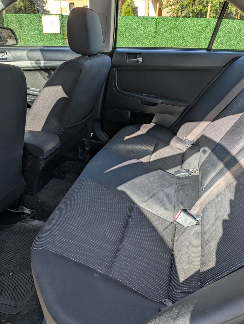 Mitsubishi Lancer 1, 8, снимка 9 - Автомобили и джипове - 51952762