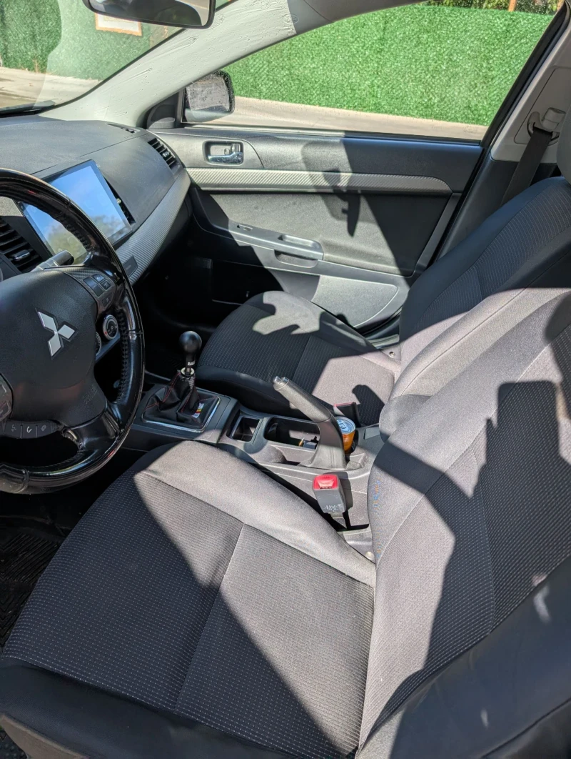 Mitsubishi Lancer 1, 8, снимка 8 - Автомобили и джипове - 51952762