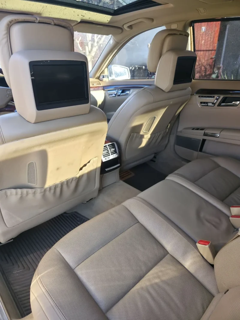 Mercedes-Benz S 550 5.5 AMG / bang & olufsen / 3xTV / Distronic / FULL, снимка 10 - Автомобили и джипове - 52654293
