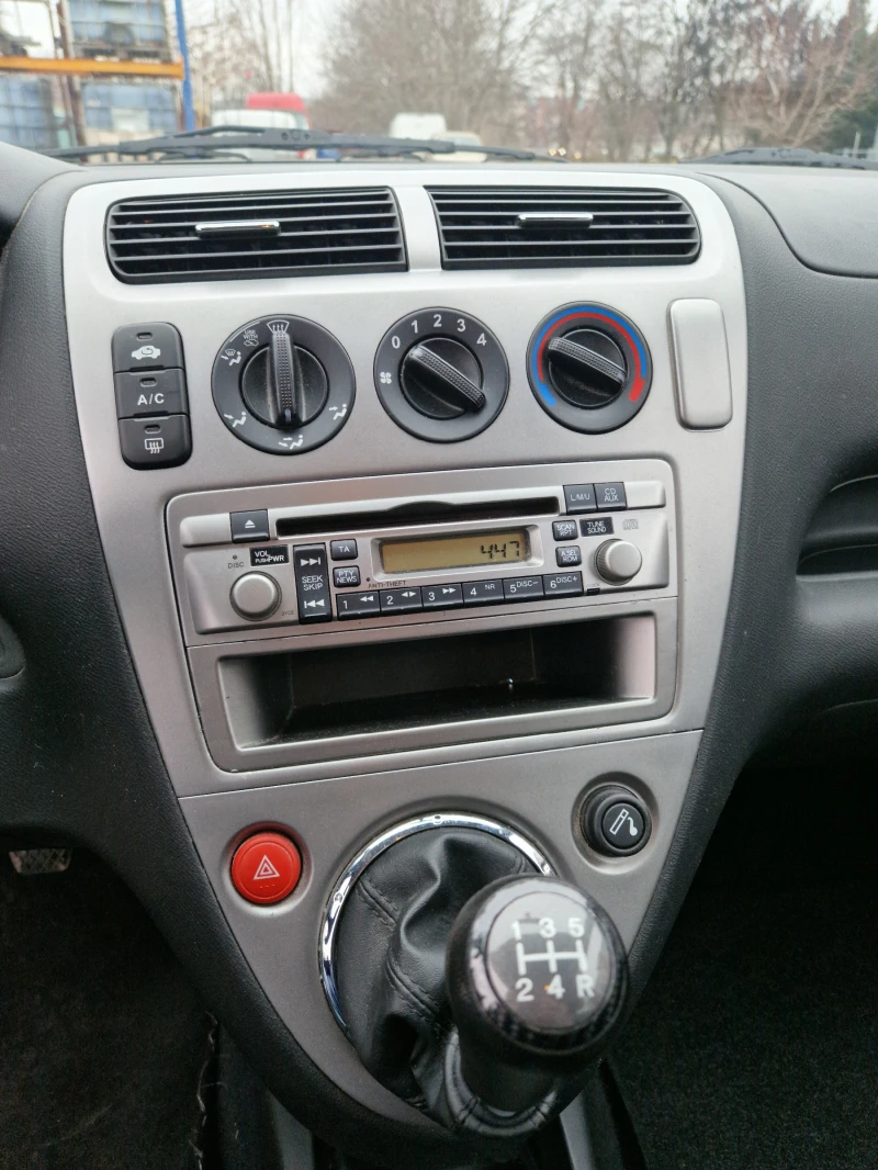 Honda Civic 1.4i 90к.с. 87000км!!!, снимка 13 - Автомобили и джипове - 53434292
