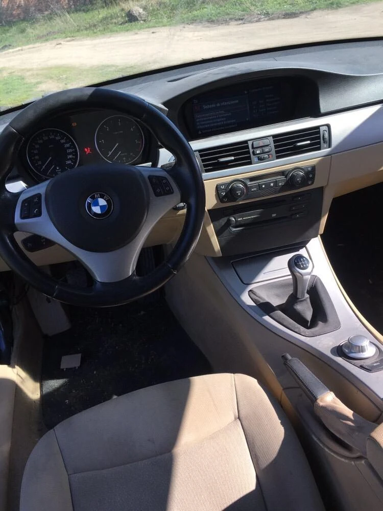 BMW 330 330d, снимка 7 - Автомобили и джипове - 45090024