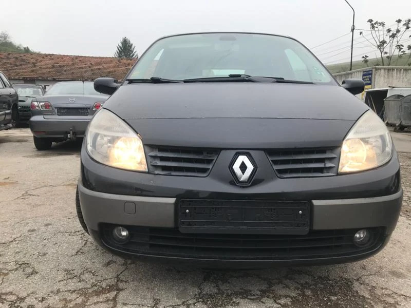 Renault Grand scenic 1.4 i, снимка 3 - Автомобили и джипове - 25525113