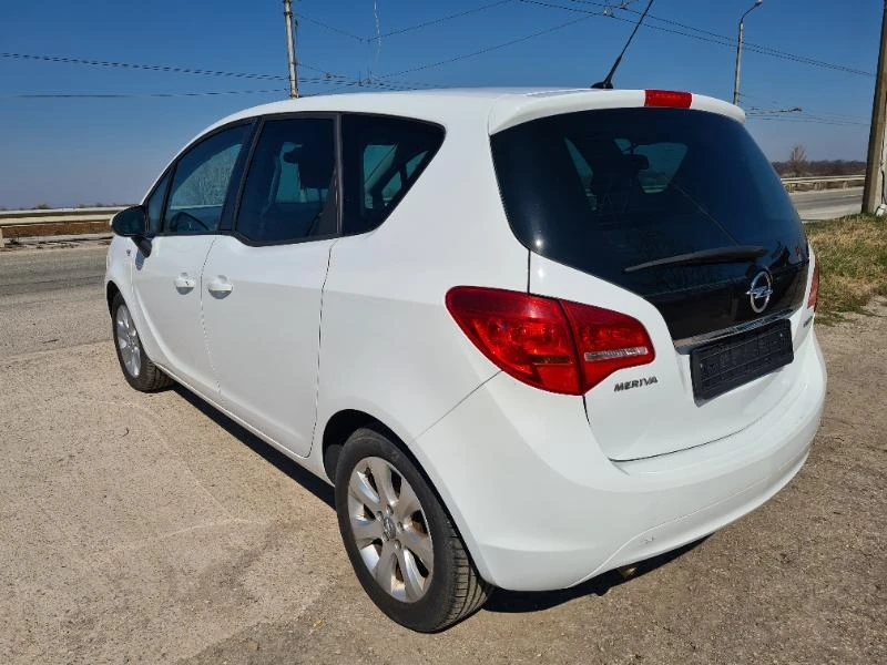 Opel Meriva, снимка 5 - Автомобили и джипове - 36259657