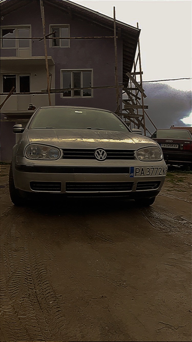 VW Golf, снимка 9 - Автомобили и джипове - 45456614