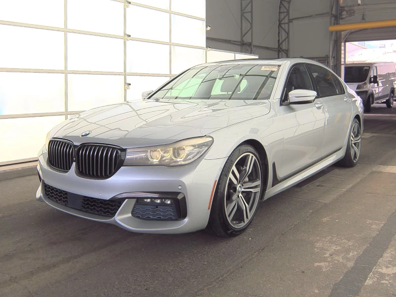 BMW 740 * M SPORT* Harman Kardon* Head-Up* - 31500 лв. - 99535733 | Car24.bg