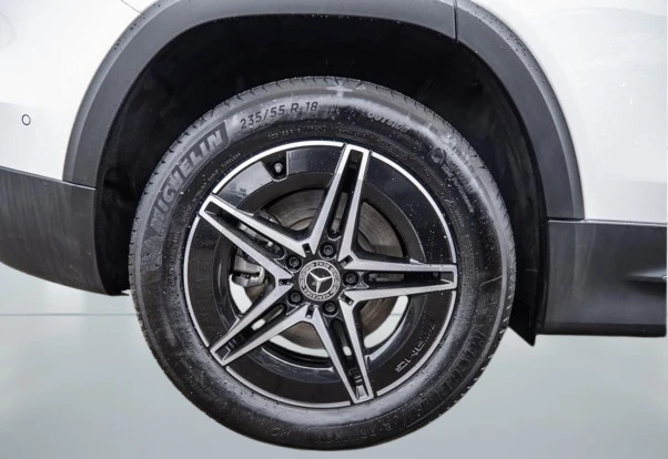 Mercedes-Benz EQB 350 4Matic = AMG Line = Advanced Гаранция, снимка 3 - Автомобили и джипове - 53607130