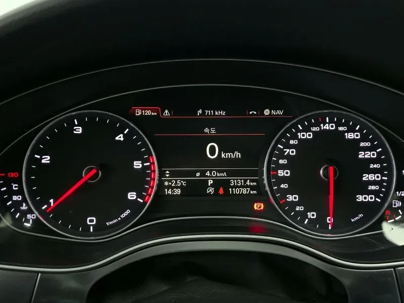 Audi A7 3.0 TDI Quattro, снимка 8 - Автомобили и джипове - 54563095
