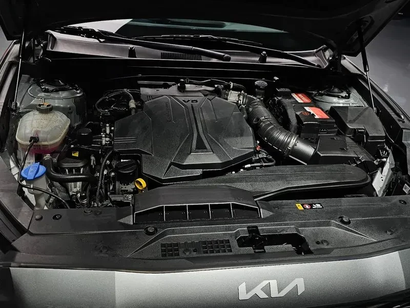 Kia K8 3.5 Lpg Standard, снимка 6 - Автомобили и джипове - 56501947
