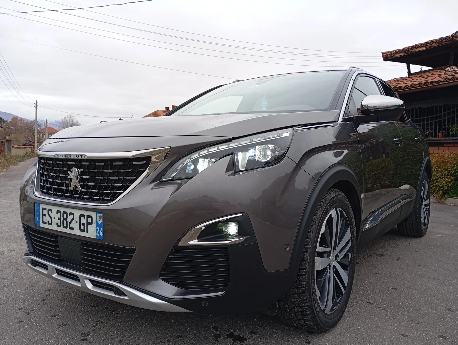 Peugeot 3008 2.0* GT * LED* CAM* DISTRON* PANORAMIC  - изображение 3